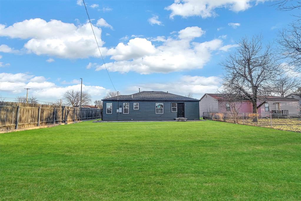 1125 Maple Street Property Photo 23