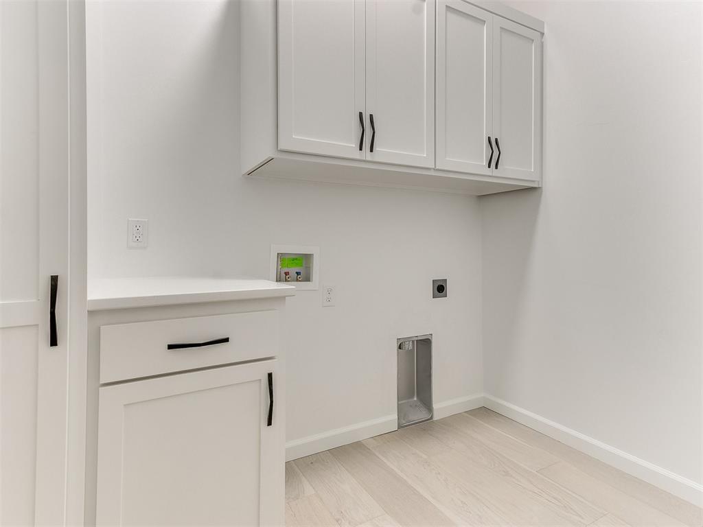 2433 Sw 127th Street Property Photo 17