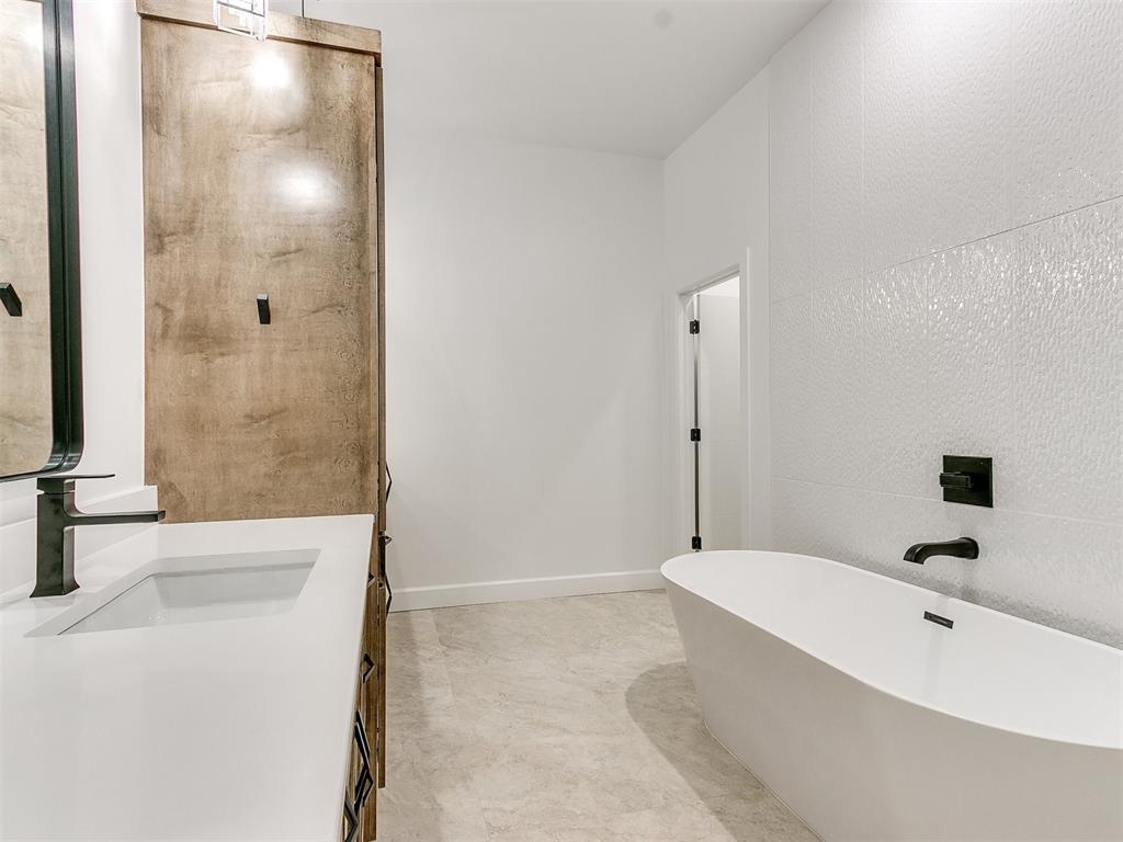 2433 Sw 127th Street Property Photo 21