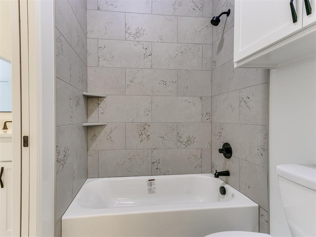 2433 Sw 127th Street Property Photo 27