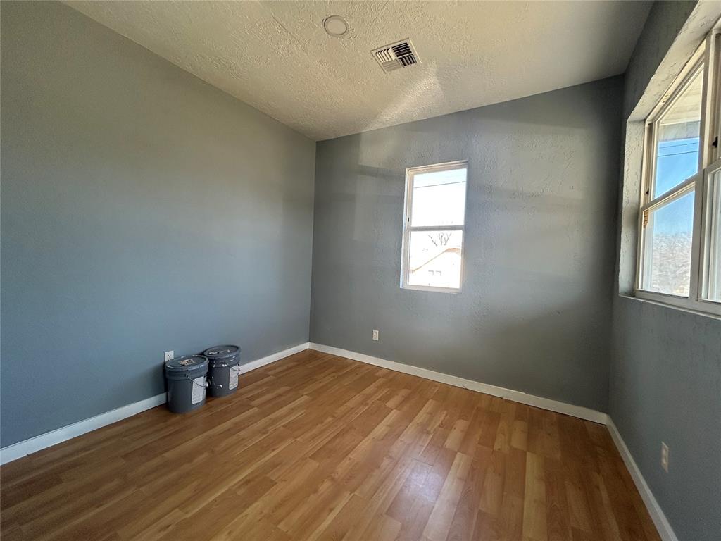 923 Sw 5th Street Property Photo 5