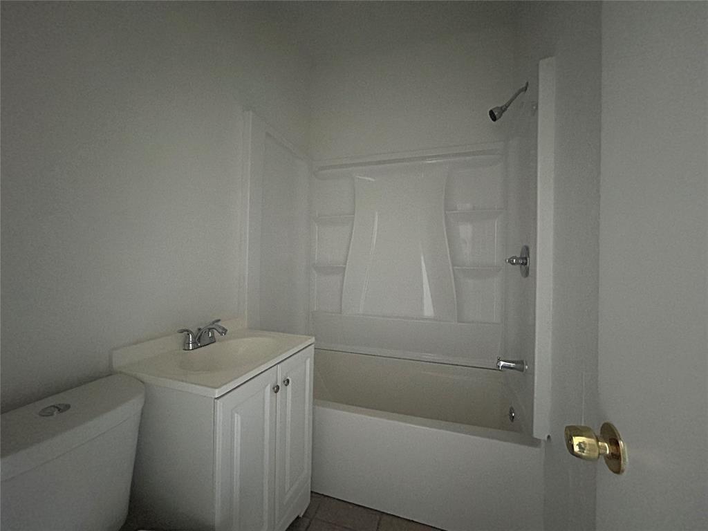 923 Sw 5th Street Property Photo 9
