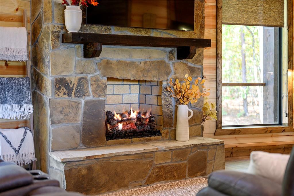 41 Oak Creek Trail Property Photo 6