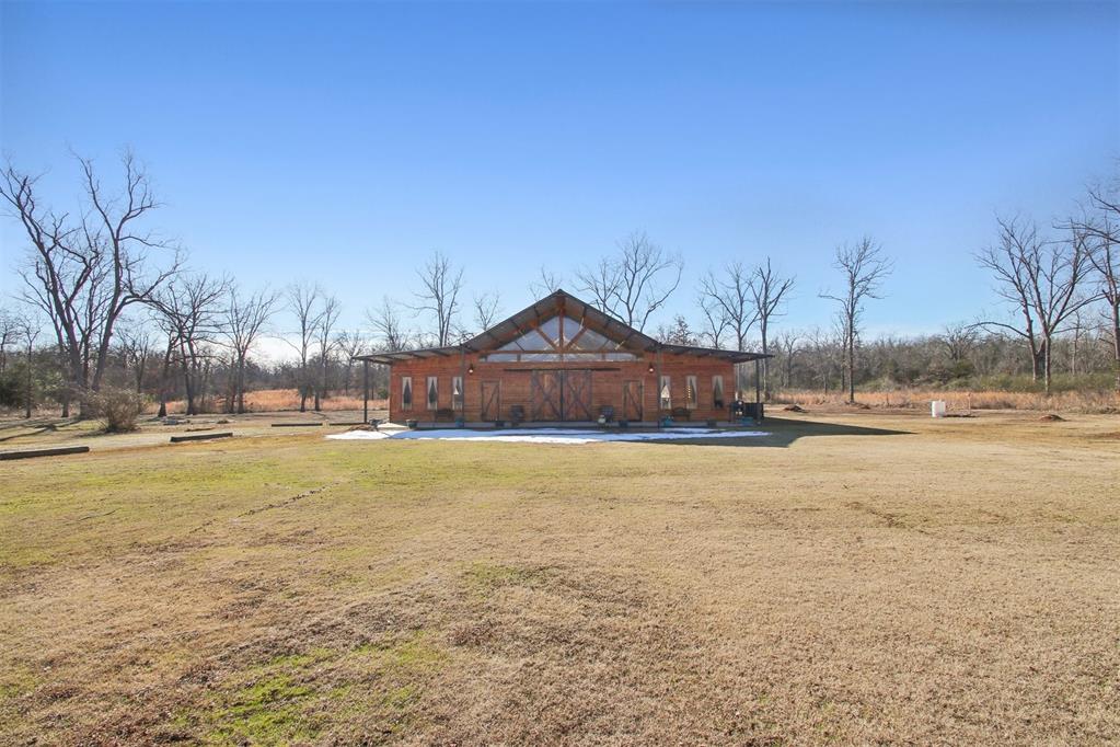 29473 Lake Drive Property Photo 5