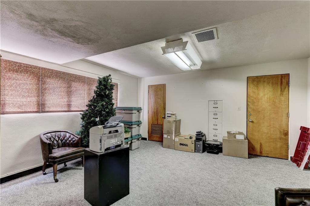 125 N Bell Avenue Property Photo 29