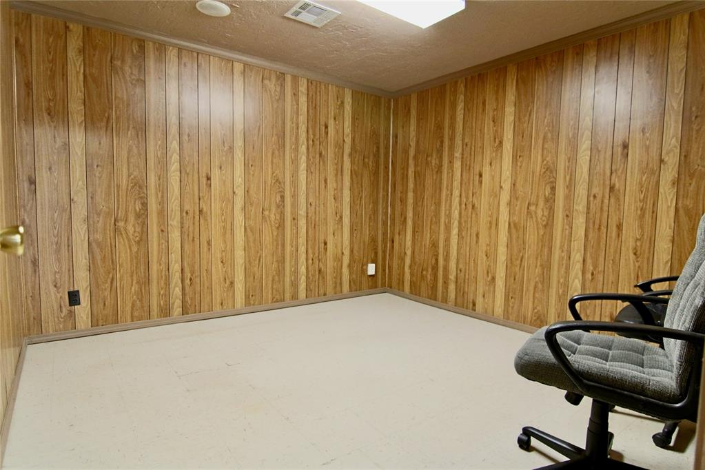 101 S Randall Avenue Property Photo 7