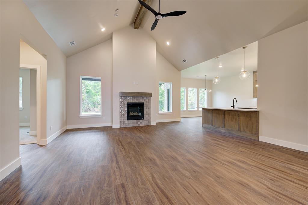 4617 Maple Ridge Drive Property Photo 9