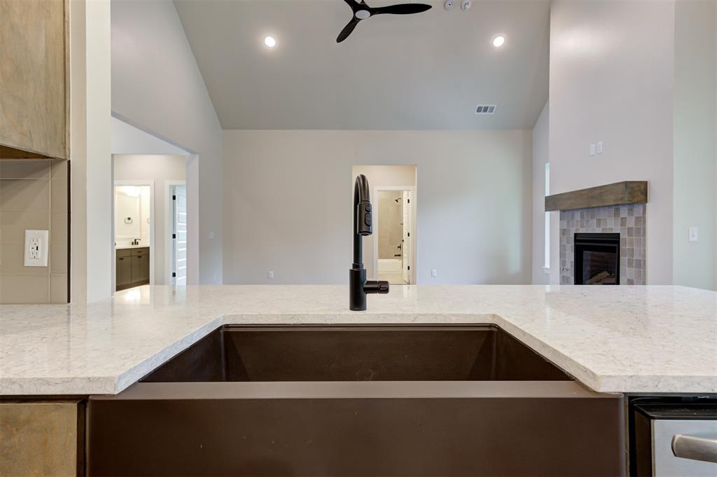 4617 Maple Ridge Drive Property Photo 19