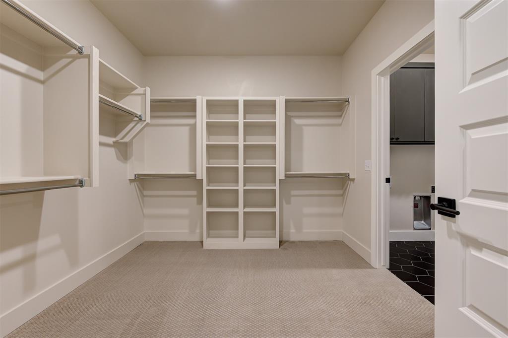4617 Maple Ridge Drive Property Photo 30