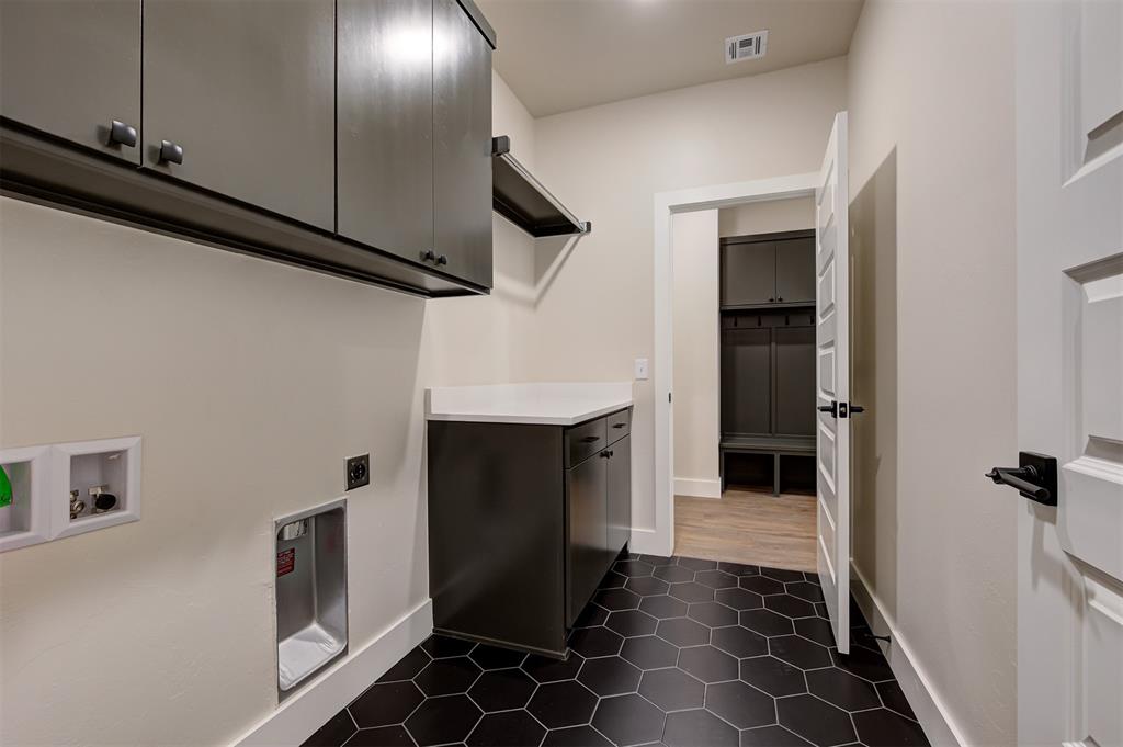 4617 Maple Ridge Drive Property Photo 31