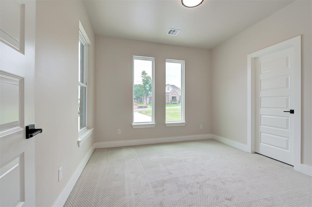 4617 Maple Ridge Drive Property Photo 41