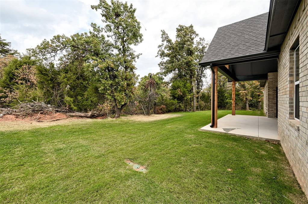 4617 Maple Ridge Drive Property Photo 46