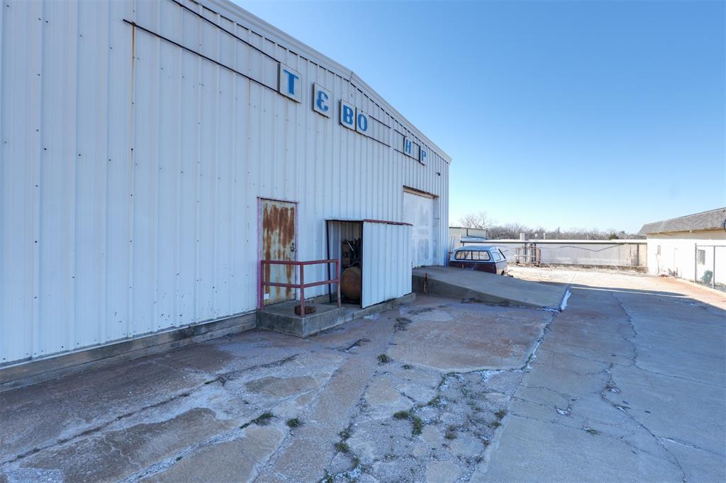 2626 N Harrison Street Property Photo 4