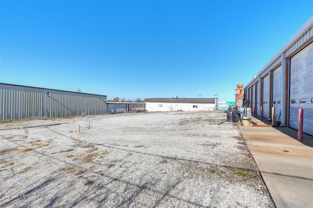 2626 N Harrison Street Property Photo 5