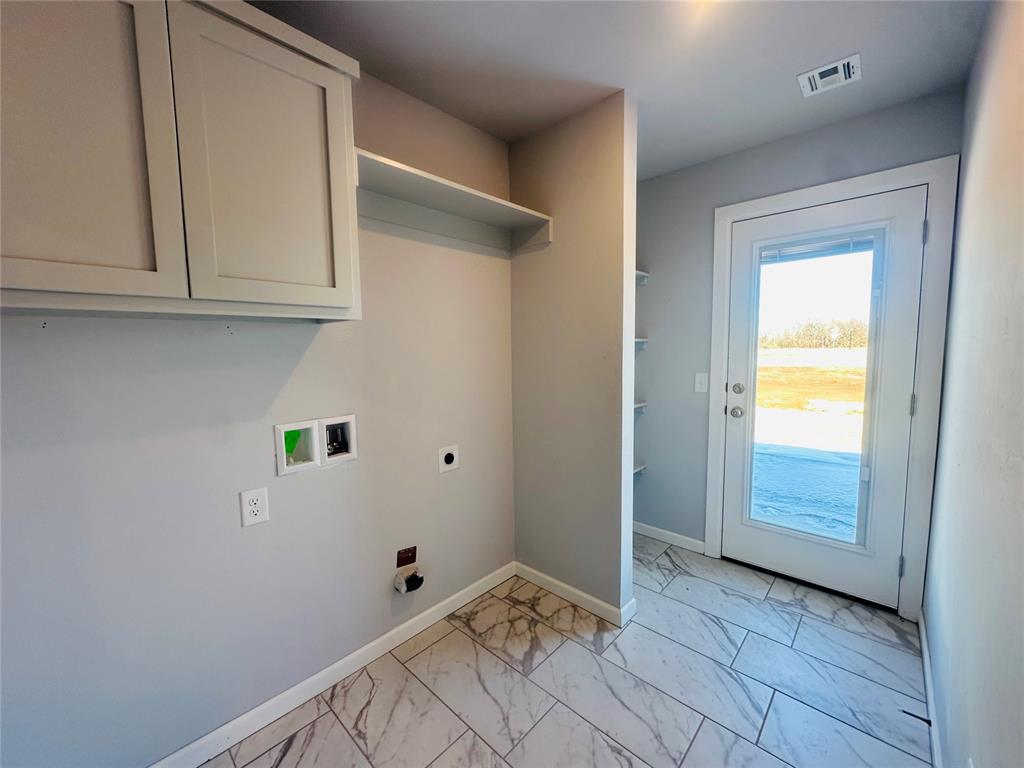 1021 Sw 139th Street Property Photo 11
