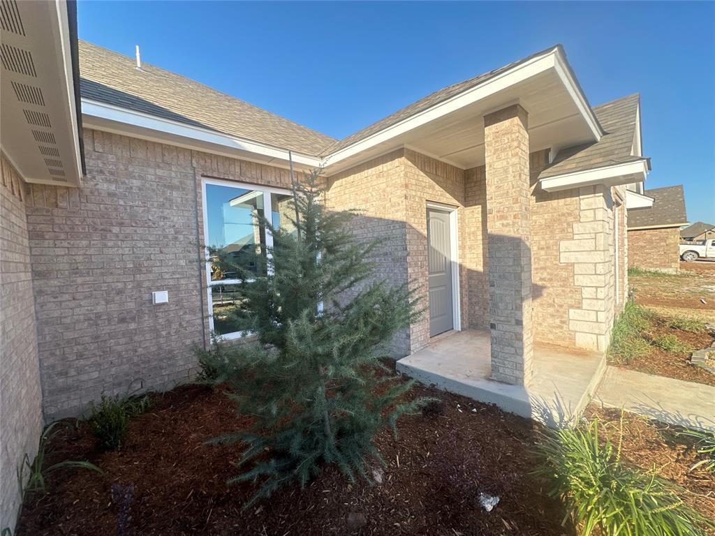 1221 Sw 139th Street Property Photo 2