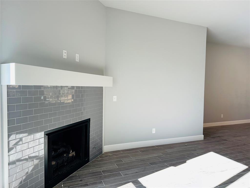 1221 Sw 139th Street Property Photo 9