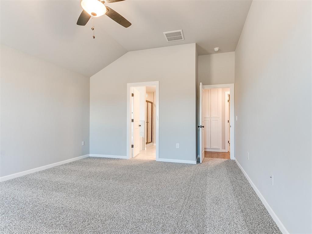 8617 Nw 77th Street Property Photo 17