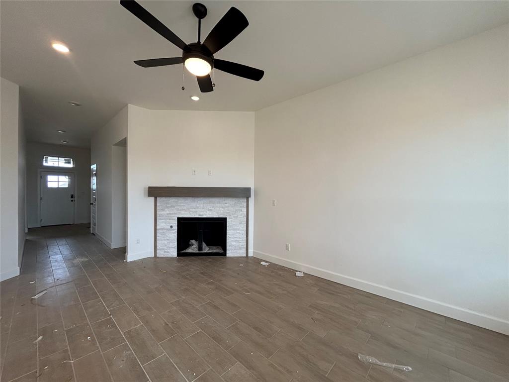 14209 Giverny Avenue Property Photo 3