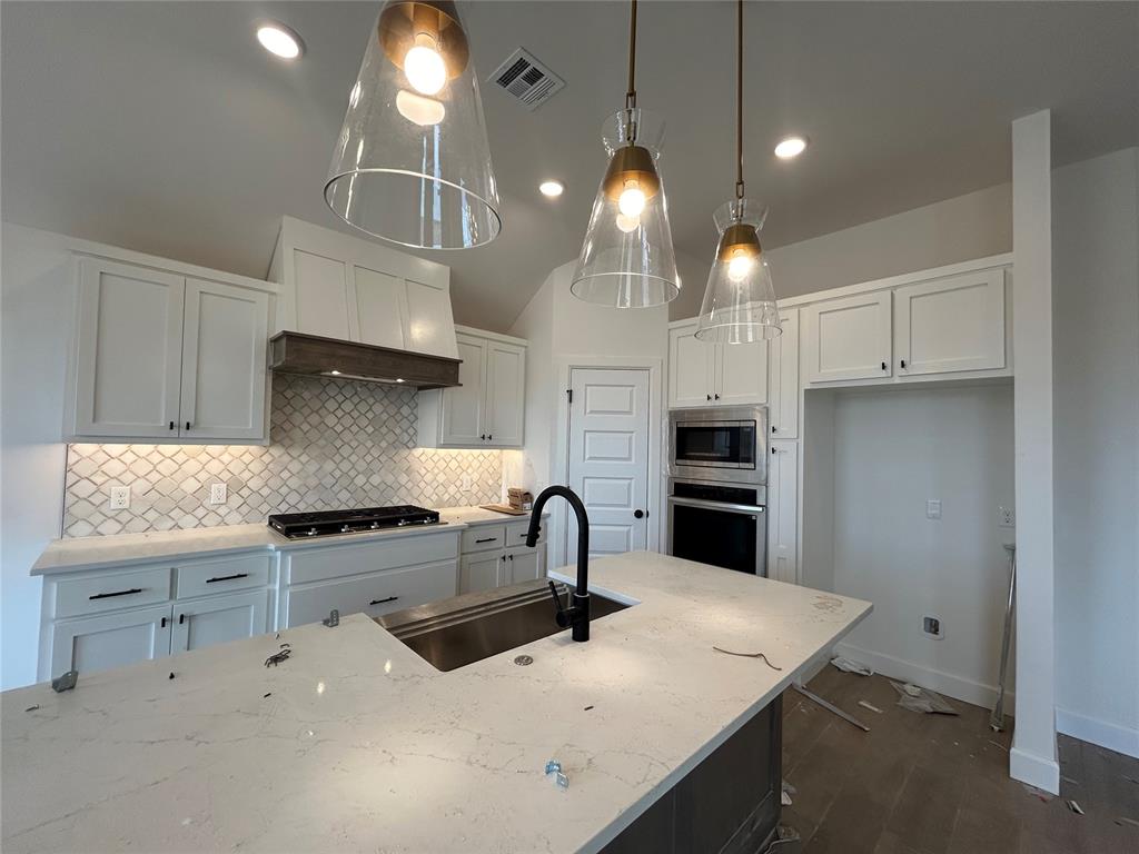 14209 Giverny Avenue Property Photo 5
