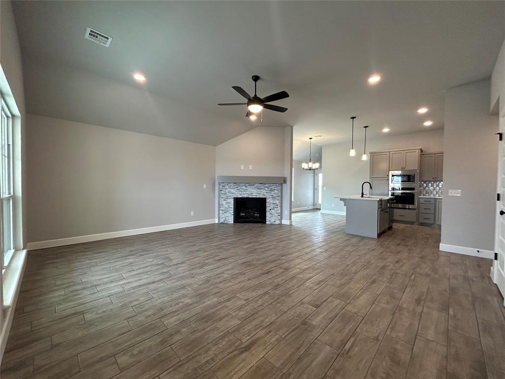14213 Giverny Avenue Property Photo 4