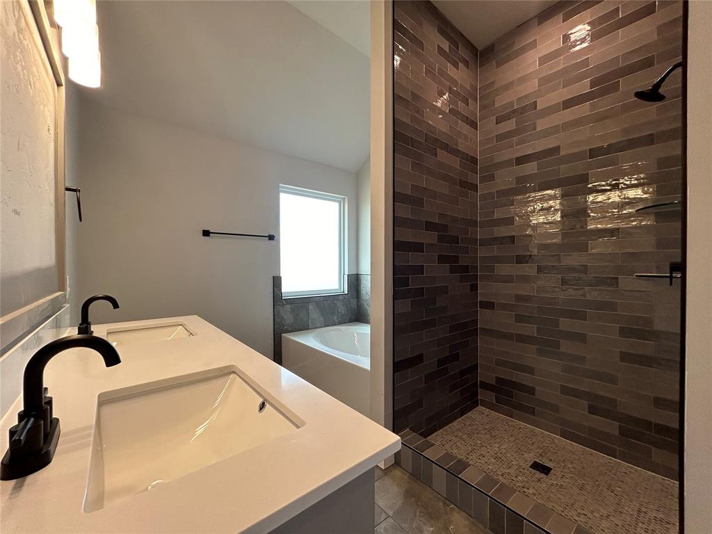 14213 Giverny Avenue Property Photo 8