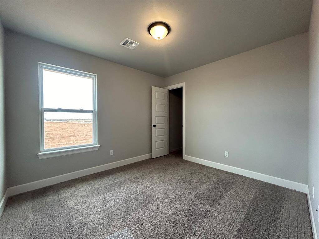14213 Giverny Avenue Property Photo 9