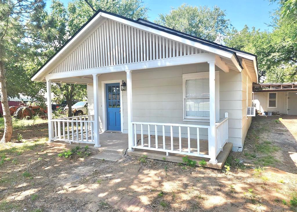 620 W Jackson Street Property Photo