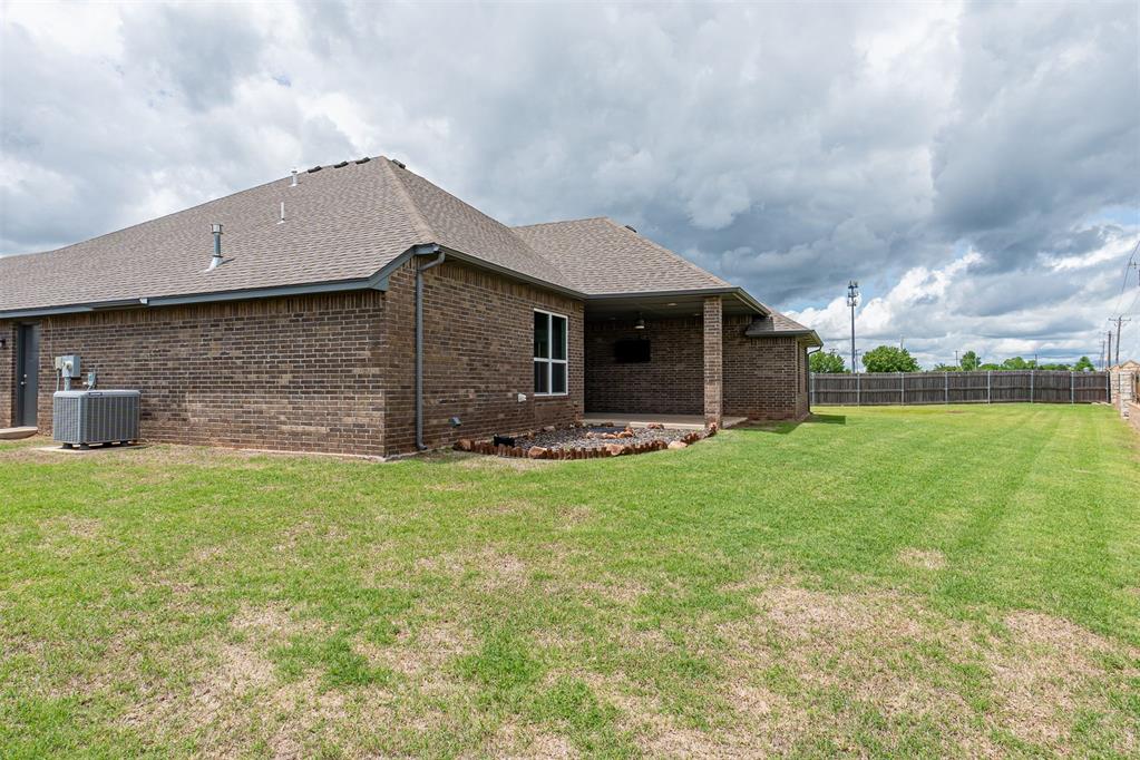 3800 Vista Drive Property Photo 40