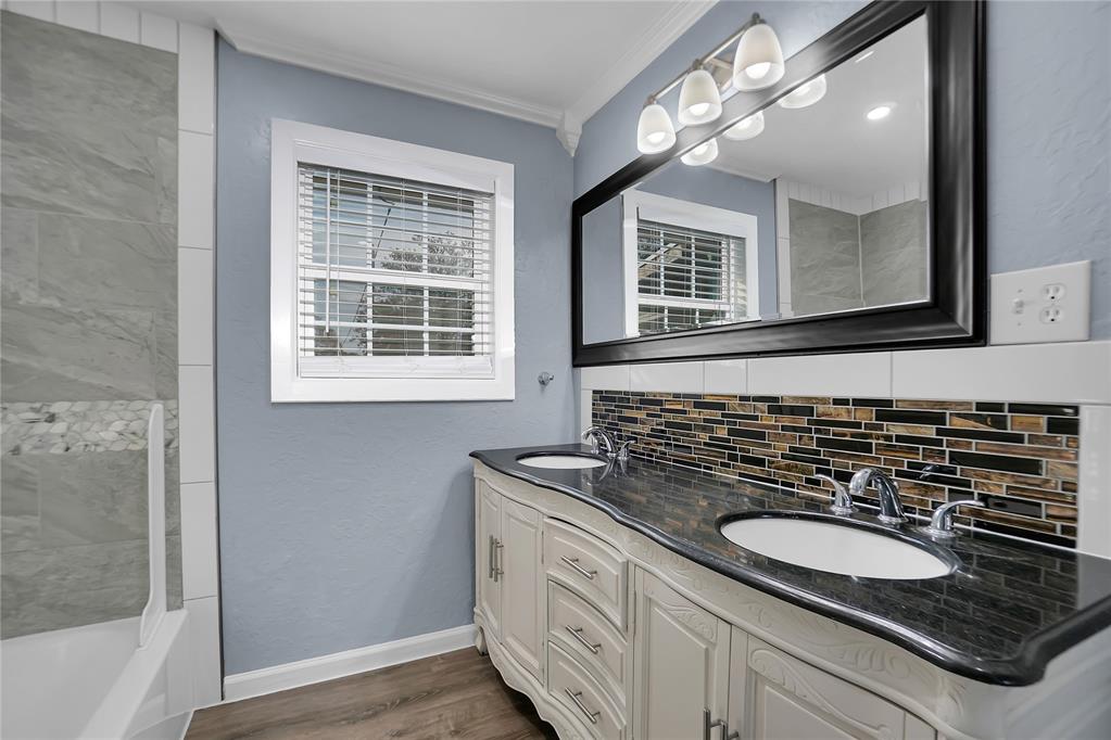 512 N Randlett Street Property Photo 17