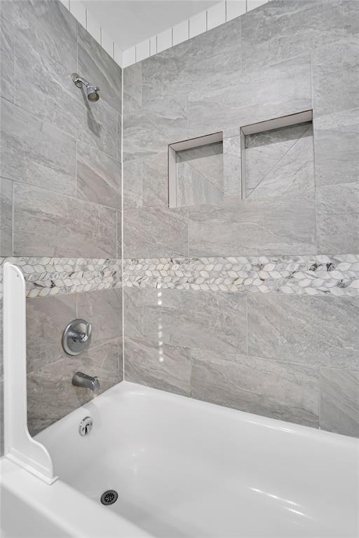 512 N Randlett Street Property Photo 18