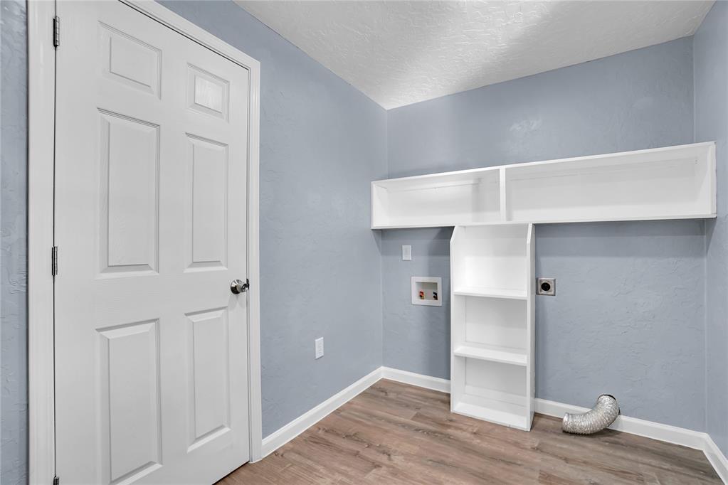 512 N Randlett Street Property Photo 24