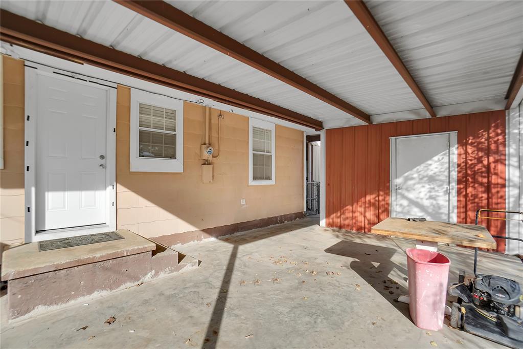 512 N Randlett Street Property Photo 25