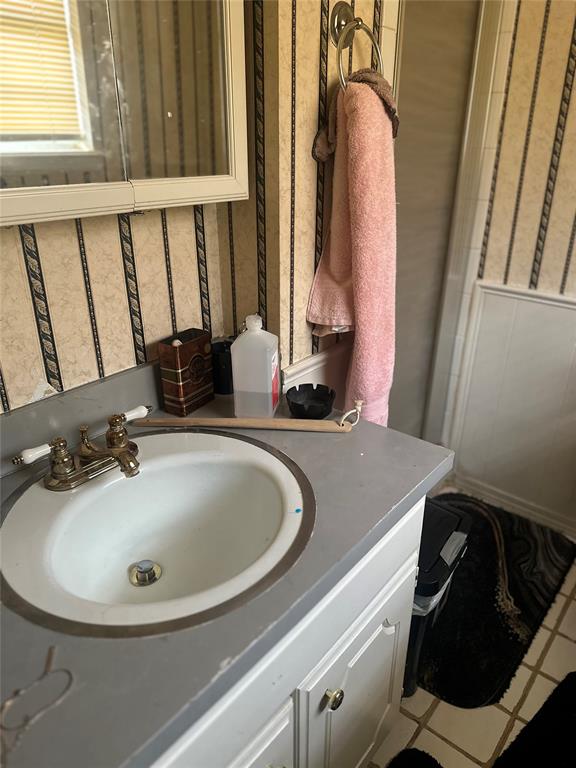 4612 Lunow Drive Property Photo 9