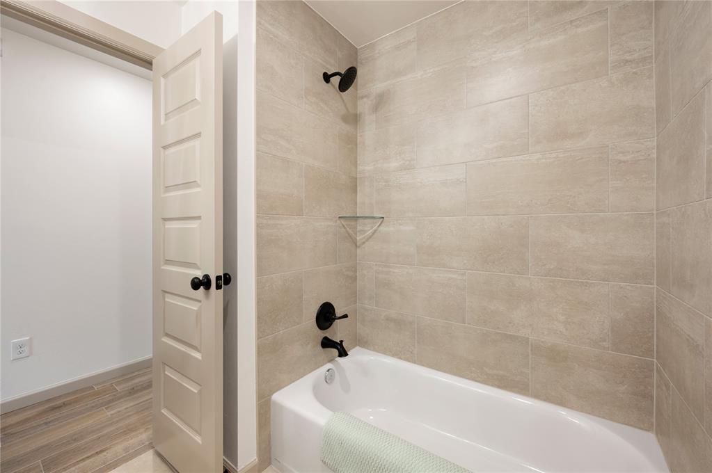 4813 Mistywood Lane Property Photo 13