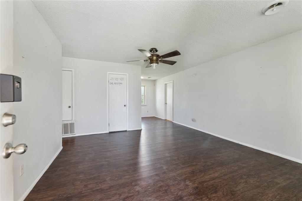 108 D Street Property Photo 4