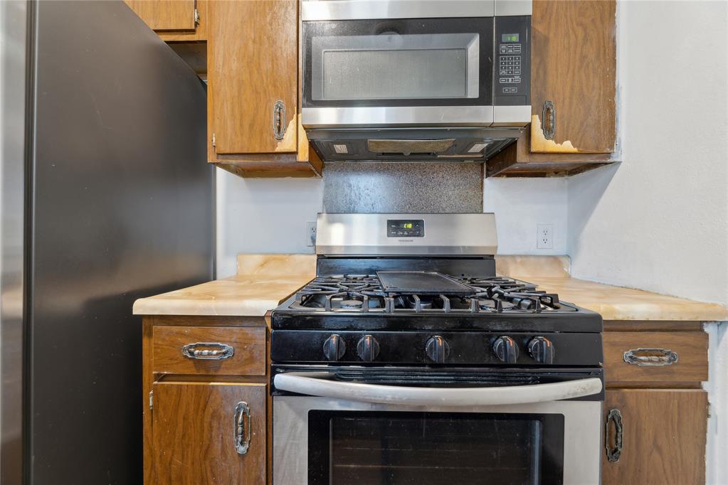108 D Street Property Photo 10