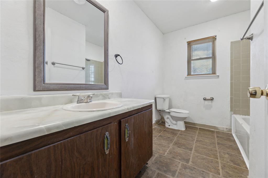108 D Street Property Photo 20