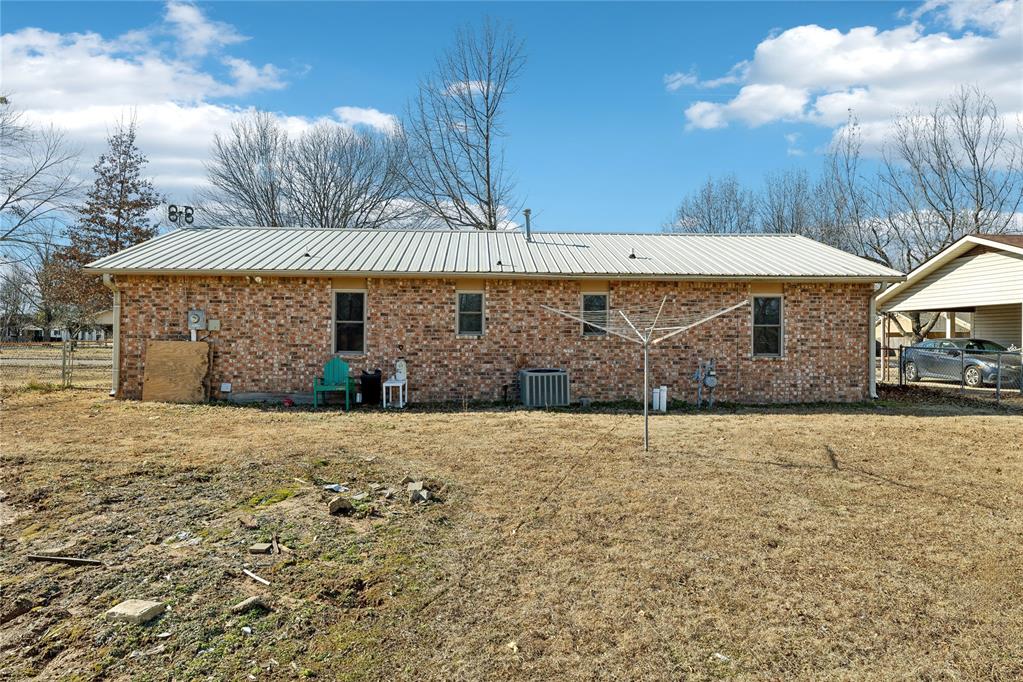108 D Street Property Photo 22