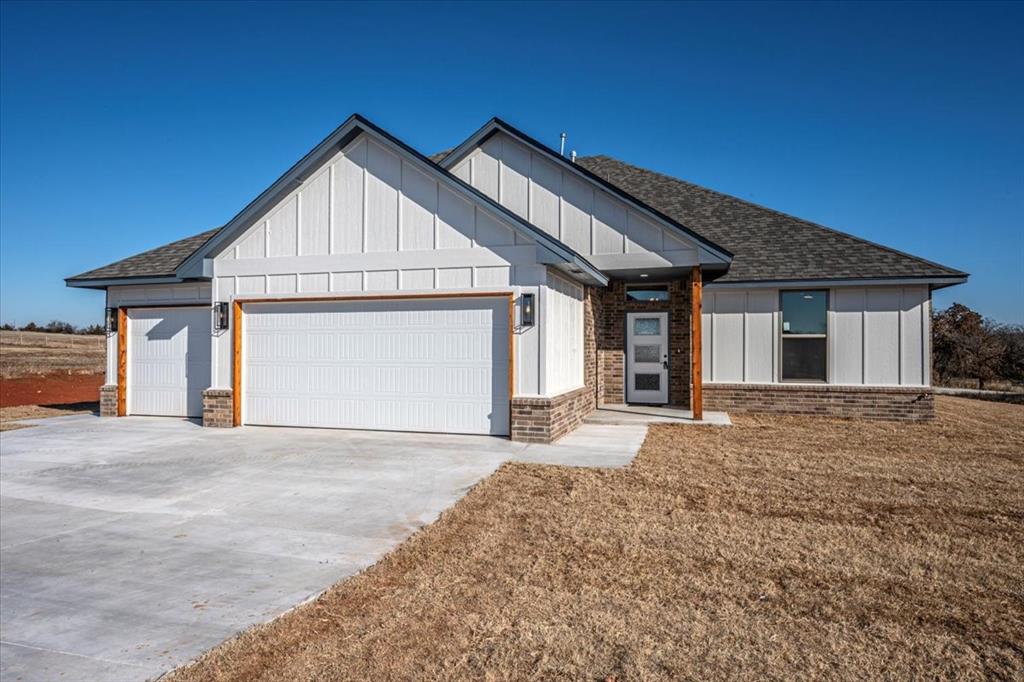 4940 Meadow Drive Property Photo