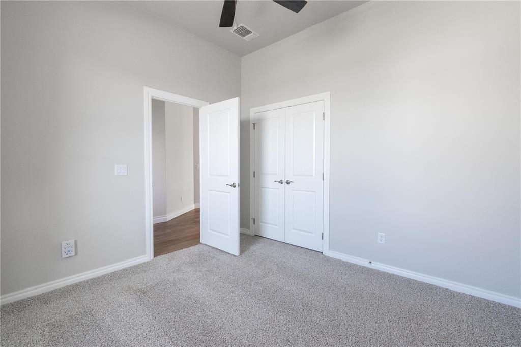 8120 Nw 154th Street Property Photo 15