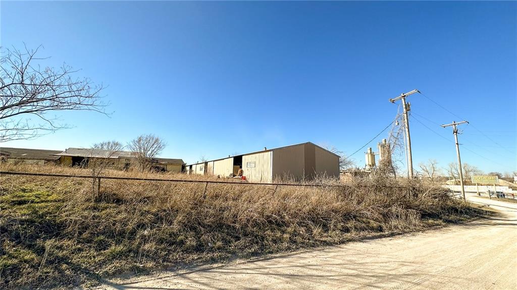 1725 N Mississippi Avenue Property Photo 30