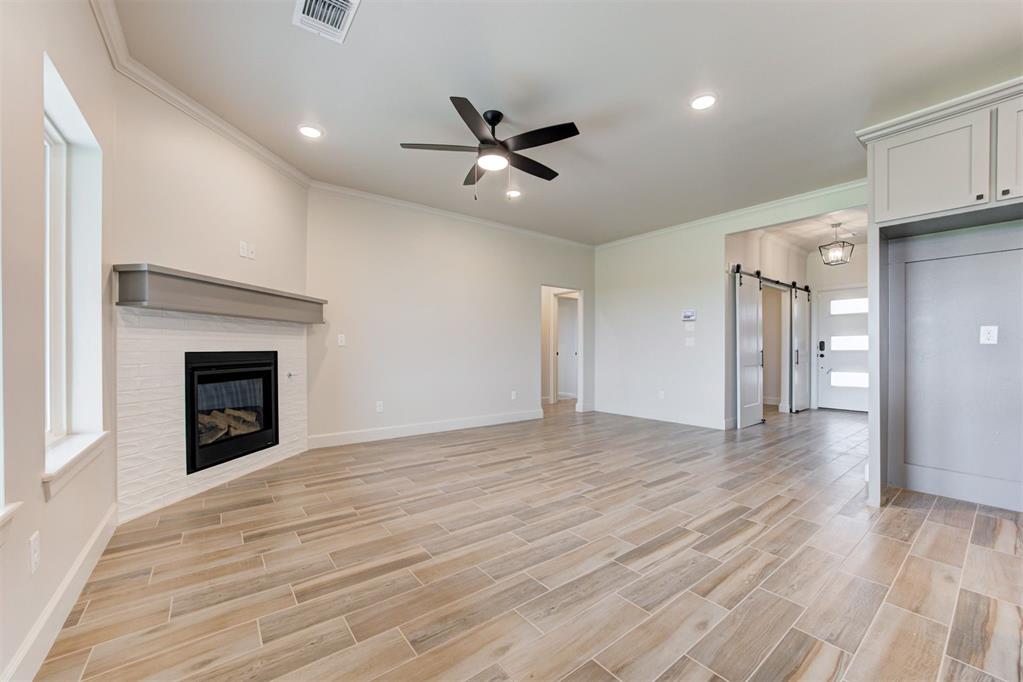 4900 Sand Lily Lane Property Photo 5