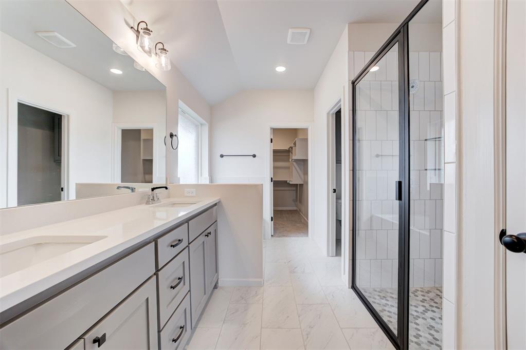 4900 Sand Lily Lane Property Photo 12