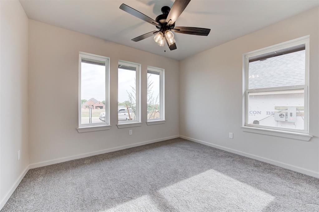 4900 Sand Lily Lane Property Photo 15