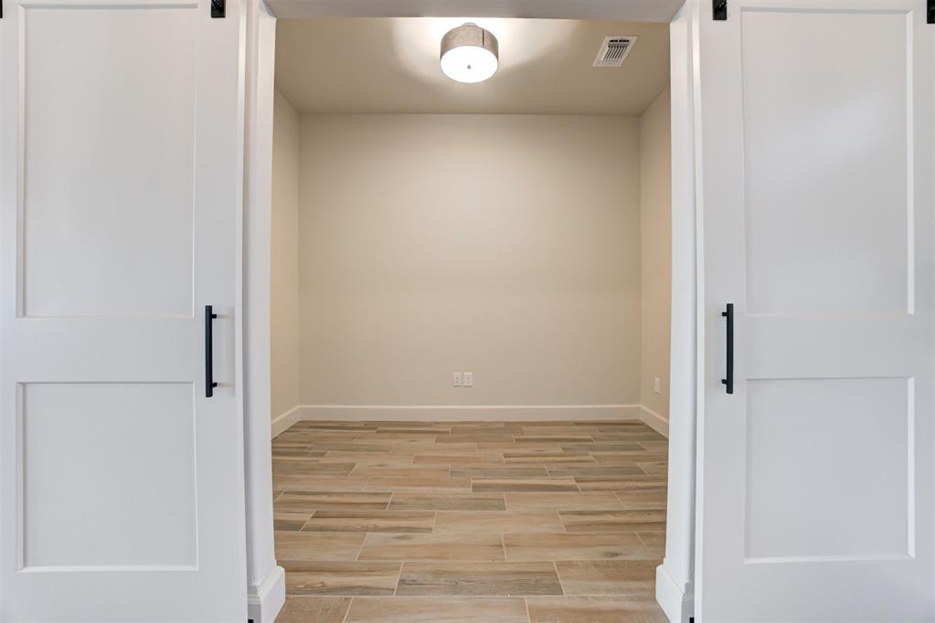 4900 Sand Lily Lane Property Photo 20