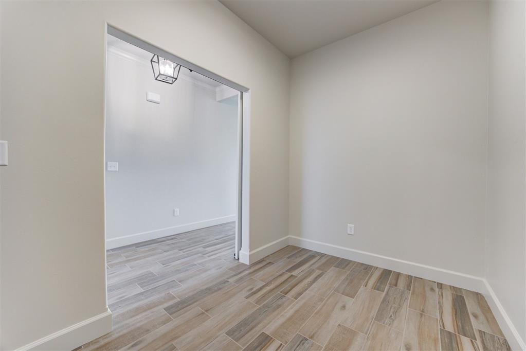 4900 Sand Lily Lane Property Photo 21