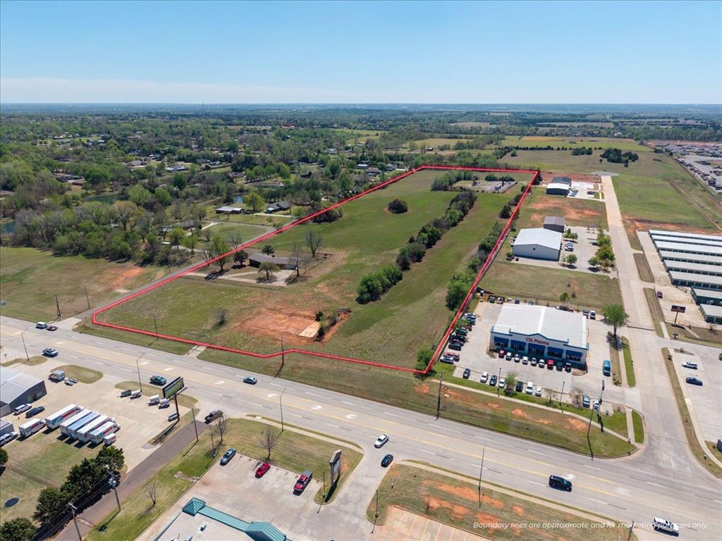 201 S Monocoupe Lane Property Photo 2