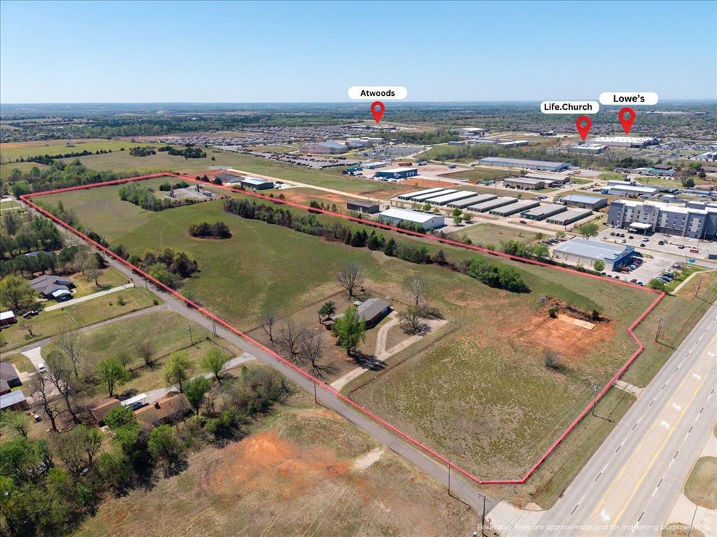 201 S Monocoupe Lane Property Photo 3