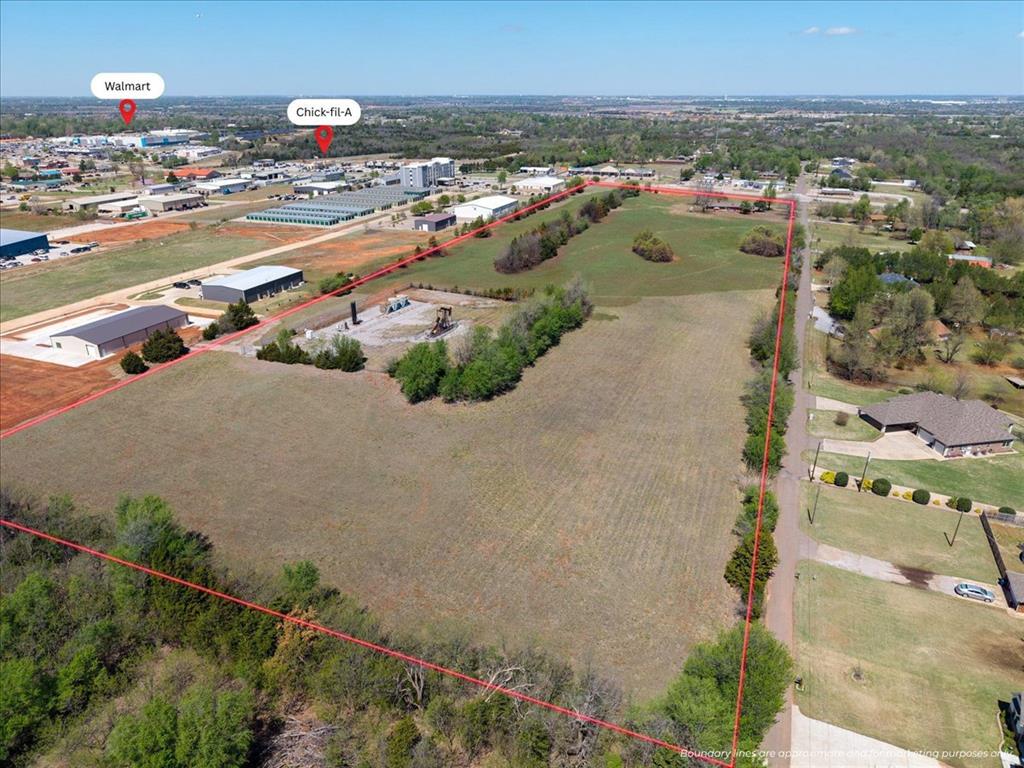 201 S Monocoupe Lane Property Photo 4